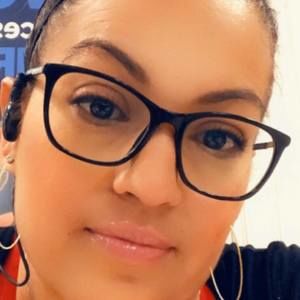 Meet your Posher, Edith